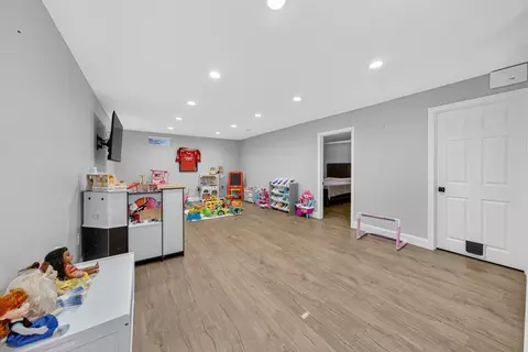 750 Cambridge St, Fall River, MA 02721 photo 28