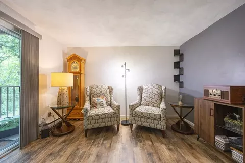 Living - 109 Maple St #E3, Attleboro, MA 02703 photo 3 of 4