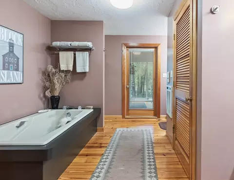 26 Fowler St, Upton, MA 01568 photo 28