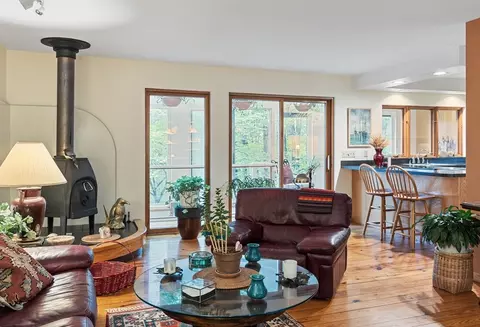 26 Fowler St, Upton, MA 01568 photo 9