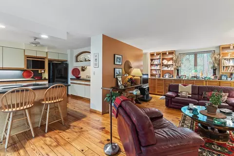 26 Fowler St, Upton, MA 01568 photo 13
