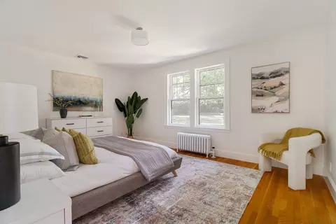 Bedroom - 144 Jordan Rd, Brookline, MA 02446 photo 1 of 7