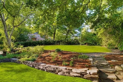 Exterior - 144 Jordan Rd, Brookline, MA 02446 photo 4 of 6