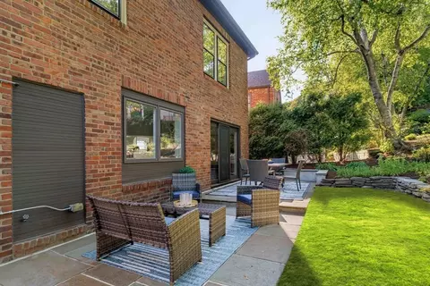 Exterior - 144 Jordan Rd, Brookline, MA 02446 photo 2 of 6