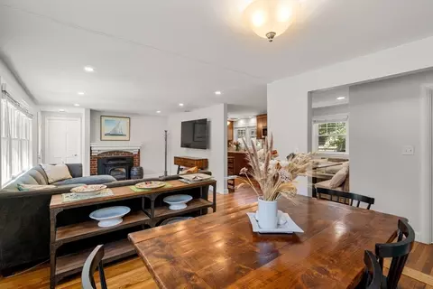 Dining - 12 Thomas St, Walpole, MA 02081 photo 1 of 4