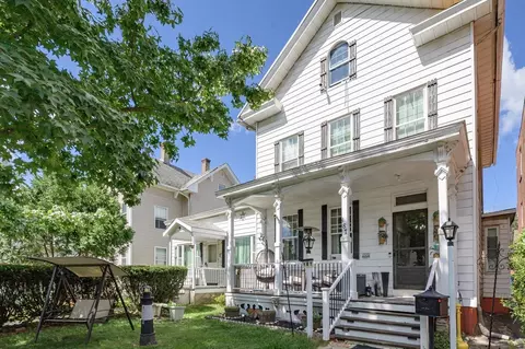 187 Walnut St, Holyoke, MA 01040