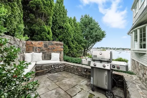 131 Front St, Marblehead, MA 01945 photo 6