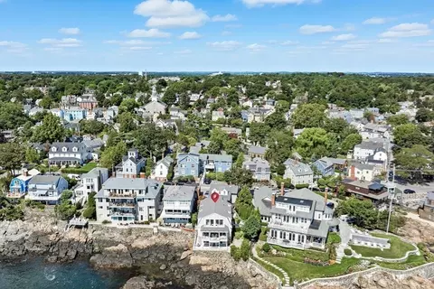 131 Front St, Marblehead, MA 01945 photo 2