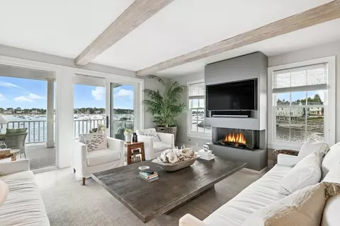 131 Front St, Marblehead, MA 01945 photo 12