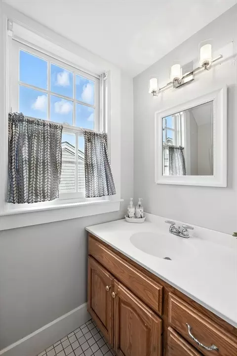 131 Front St, Marblehead, MA 01945 photo 36