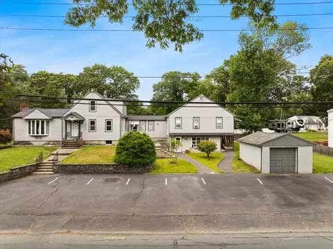 872-874 Whittenton St, Taunton, MA 02780