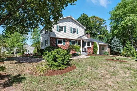 20 Oakland Ave, Tewksbury, MA 01876