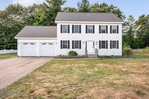 44 Shakespeare St, Tyngsborough, MA 01879