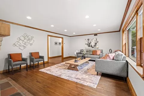 58 Spring St, Wakefield, MA 01880 photo 5