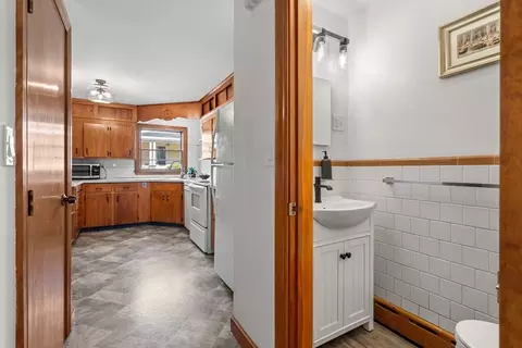 58 Spring St, Wakefield, MA 01880 photo 15