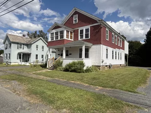 9 Crown St, Westfield, MA 01085