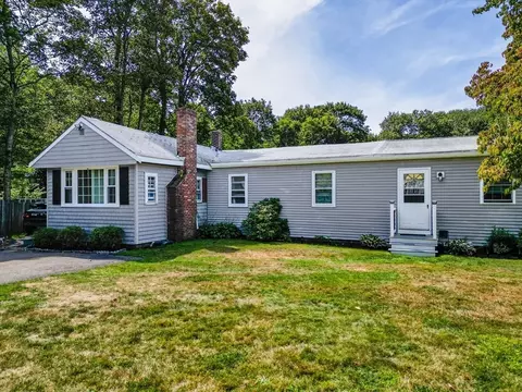 34 Eaton St, Brockton, MA 02301