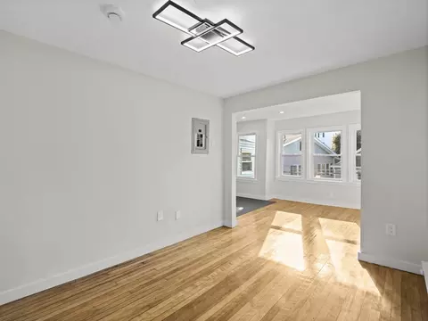Living - 6 Solferino St, Worcester, MA 01604 photo 6 of 10