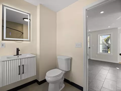 Bath - 6 Solferino St, Worcester, MA 01604 photo 2 of 3