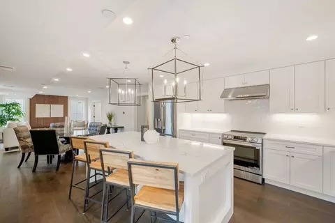 232 Bellevue St #2, Newton, MA 02458
