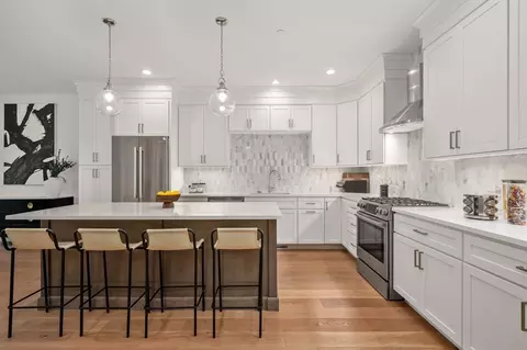 5 Granville Ln #5, Amesbury, MA 01913