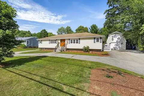64 Millbury Ave, Millbury, MA 01527