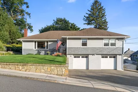 118 Dimmock St, Quincy, MA 02169
