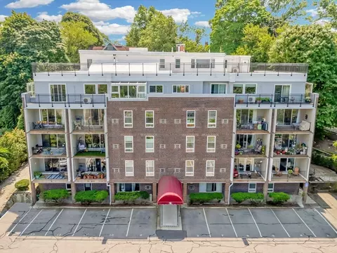 16 Addington Rd #35, Brookline, MA 02445