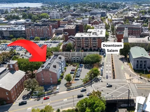 1 Washington St #403, Salem, MA 01970