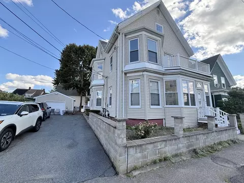 29 Hancock St, Brockton, MA 02301
