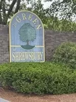 34 Shrewsbury Green Dr #I, Shrewsbury, MA 01545