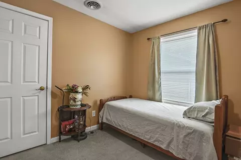 12 West Ave #B, Webster, MA 01570 photo 21