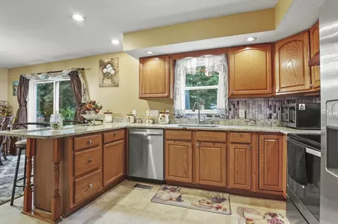 12 West Ave #B, Webster, MA 01570 photo 8