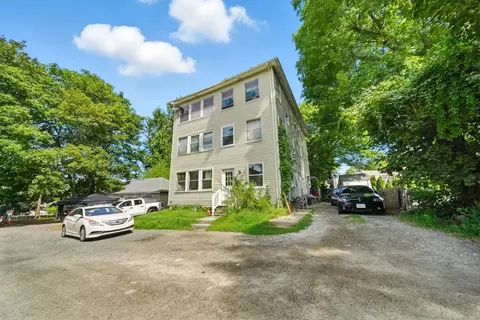 5 Robinson St, Webster, MA 01570 photo 2