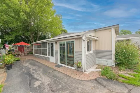 239 Ayer Rd #16, Littleton, MA 01460
