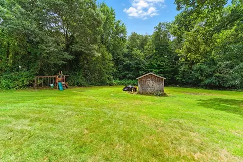 Exterior - 24 Walnut Rd, Hampden, MA 01036 photo 4 of 9