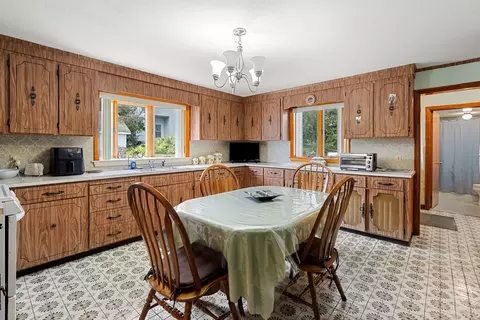 1 Alpine Ct, Gloucester, MA 01930 photo 4