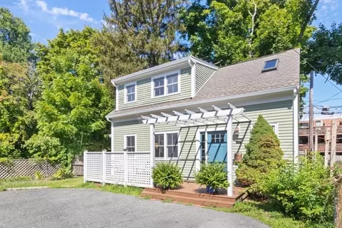 114 Wrentham St #2, Boston, MA 02124