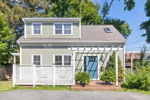 114 Wrentham St # R, Boston, MA 02124