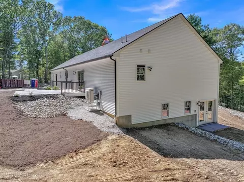 68 Lackey Dam Rd, Sutton, MA 01590 photo 9
