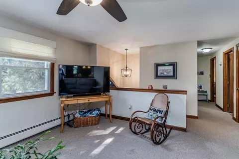 447 Ryan Rd, Northampton, MA 01062 photo 4