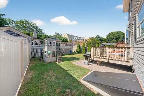 269 Calvin St, Fall River, MA 02720 photo 5