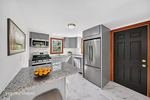 6 Detroit St, Fall River, MA 02721 photo 12