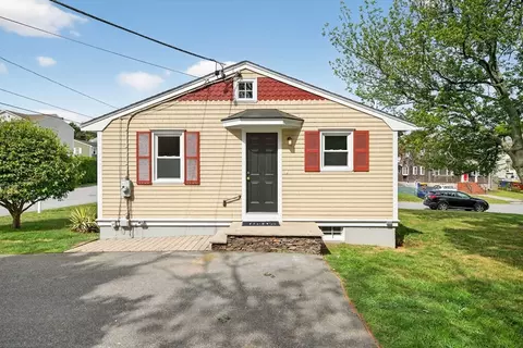 6 Detroit St, Fall River, MA 02721 photo 8