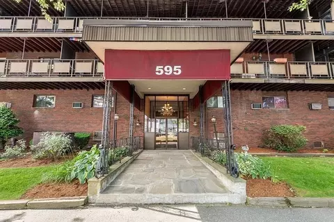 595 Revere Beach Pkwy #23, Revere, MA 02151