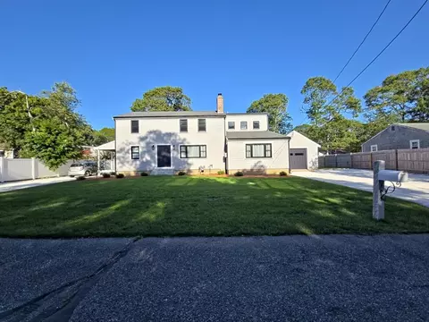 22 Keel Way, Hyannis, MA 02601