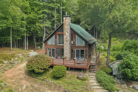 213 Fitchburg Rd, Ashburnham, MA 01430