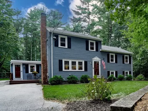 12 Pine Needle Ln, Pembroke, MA 02359