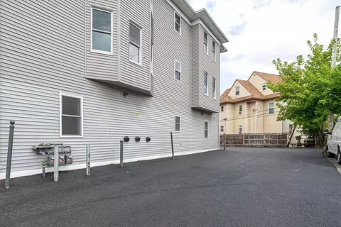 Exterior - 27-29 Camp St, Worcester, MA 01603 photo 5 of 7