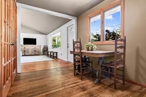 38 Pickering St, Danvers, MA 01923 photo 8